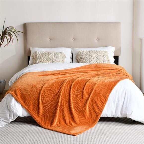 NEW Soft Flannel Fleece Fall Throw Blanket - 50x60 In, Cozy Orange Leaves Design - Picture 5 of 7